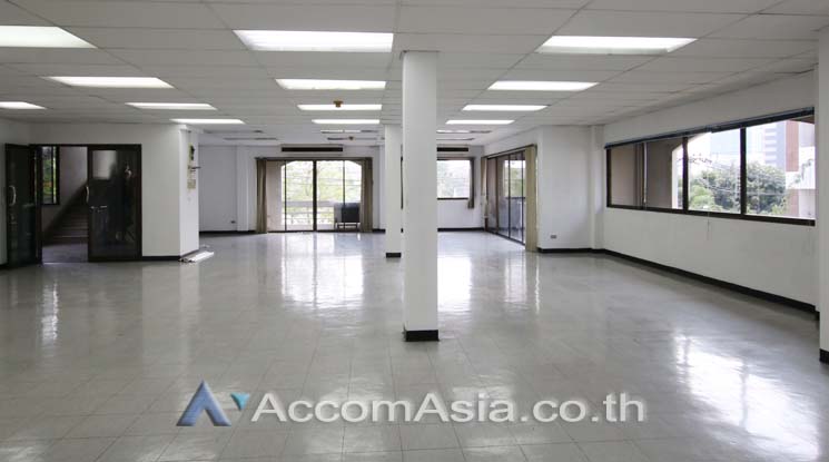 5  Office Space For Rent in Phaholyothin ,Bangkok  at Baan Jaroensook AA14293